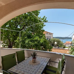Apartament Fani, Trogir