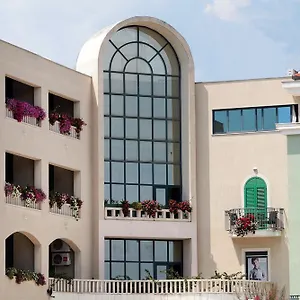 Bellevue **** Trogir