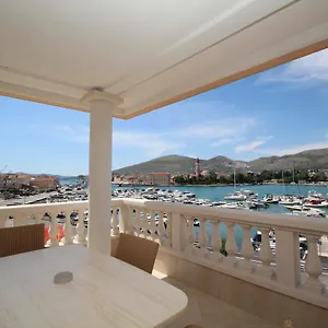 Hotel Palace