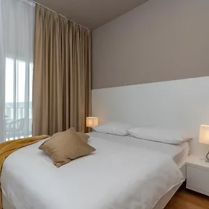 Ana Apartamento